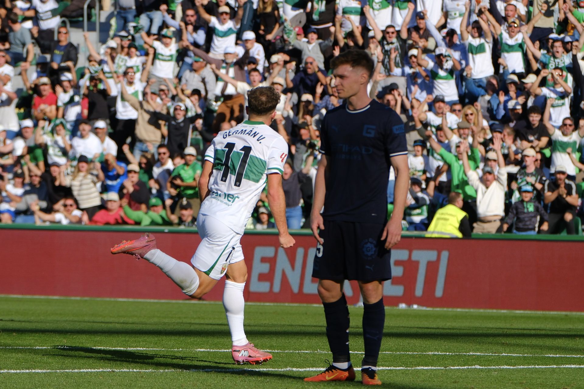 Las imágenes de la victoria del Elche ante el Girona (3-0)