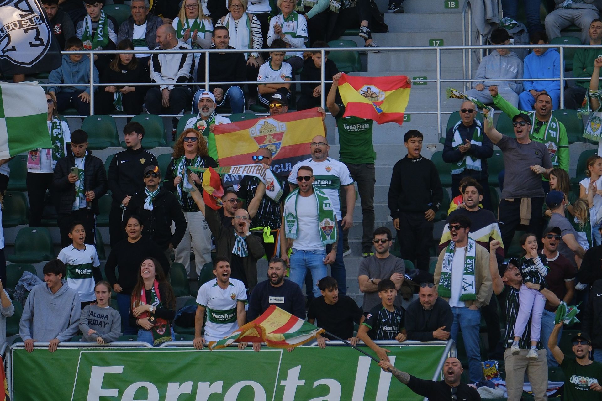 Las imágenes de la victoria del Elche ante el Girona (3-0)