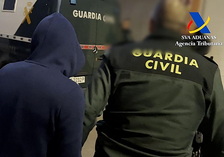 La operación ha permitido detener a 25 personas.