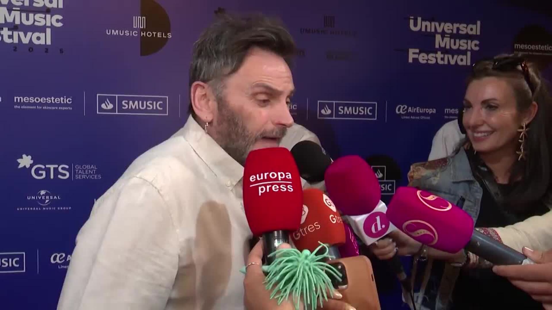 María Pombo: feliz, volcada en su familia y al margen de polémicas