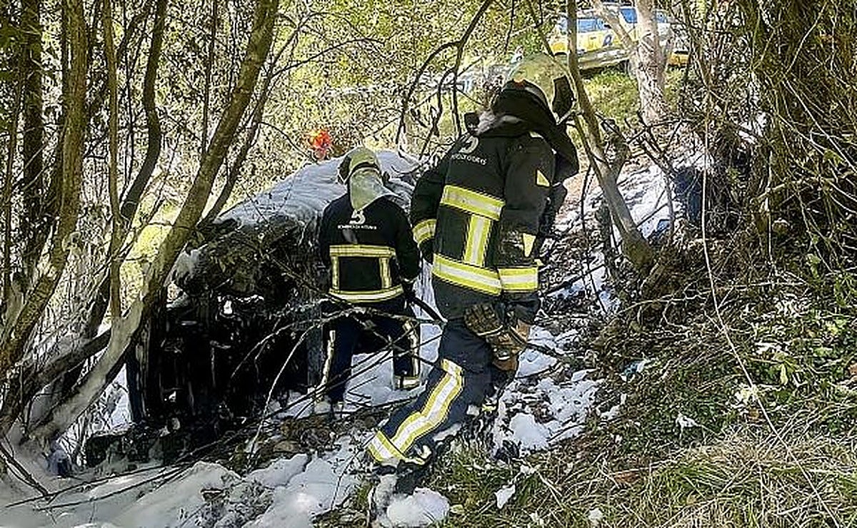 Young female co-driver dies following serious crash at Llanes Rally ...