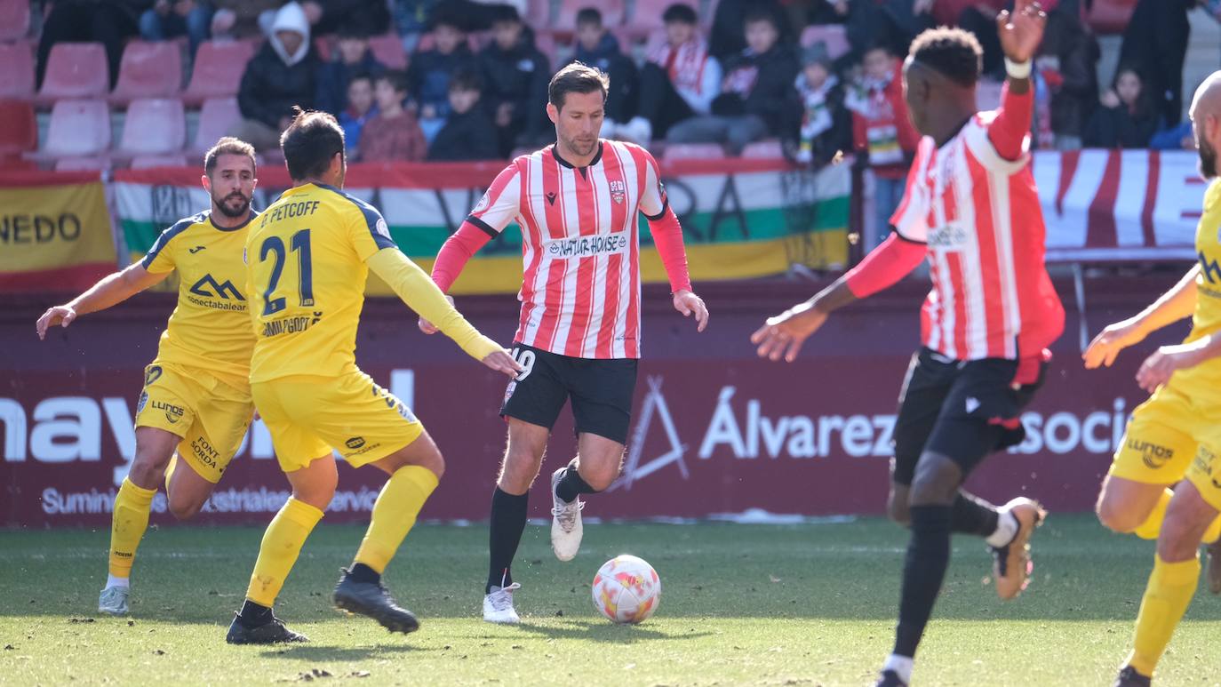 La Unión Deportiva Logroñés empata el partido ante el Atlético Baleares y continúa en descenso