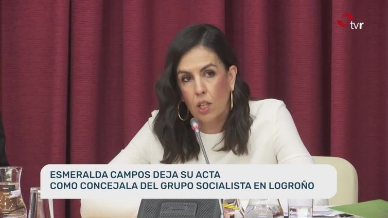 Esmeralda Campos León deja su acta como concejala del grupo socialista